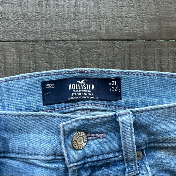 Hollister Jeans Mens 31x32 Light Blue Stacked Skinny Advanced Stretch Distressed - Picture 5 of 10